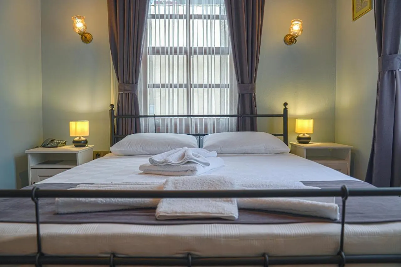 Bed and Breakfast La Casa Carina à Antalya 2*,  Turquie